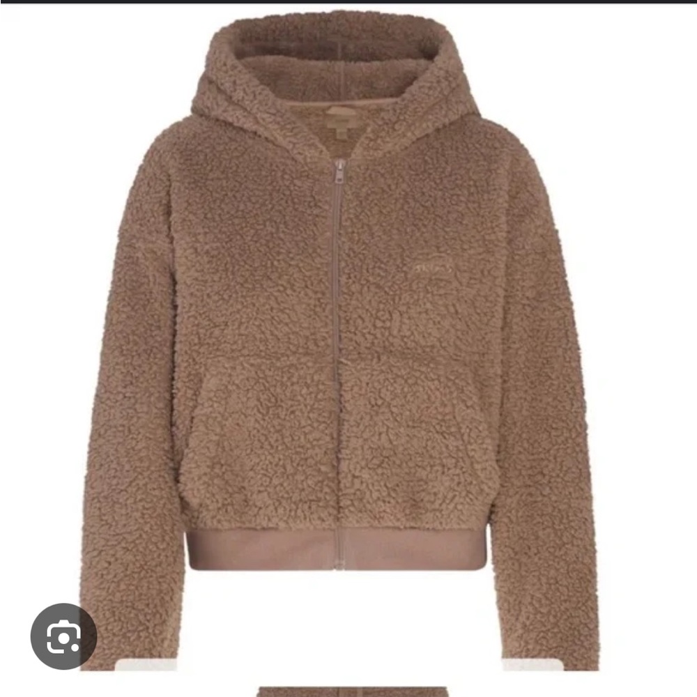 NWT- SKIMS- Teddy Full Zip- Tigers Eye- Sz 4X Cropped
